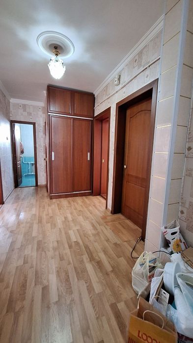 Продаётся на Геофизике Хумаюне 3ком