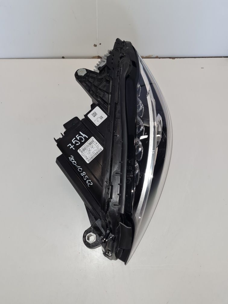 Far Stanga xenon Mercedes C Class W205 cod -A2058201361 / an-2014-2018