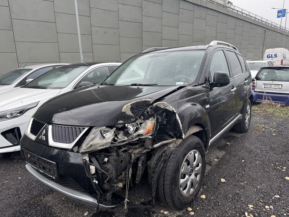 Mitsubishi outlander 2008