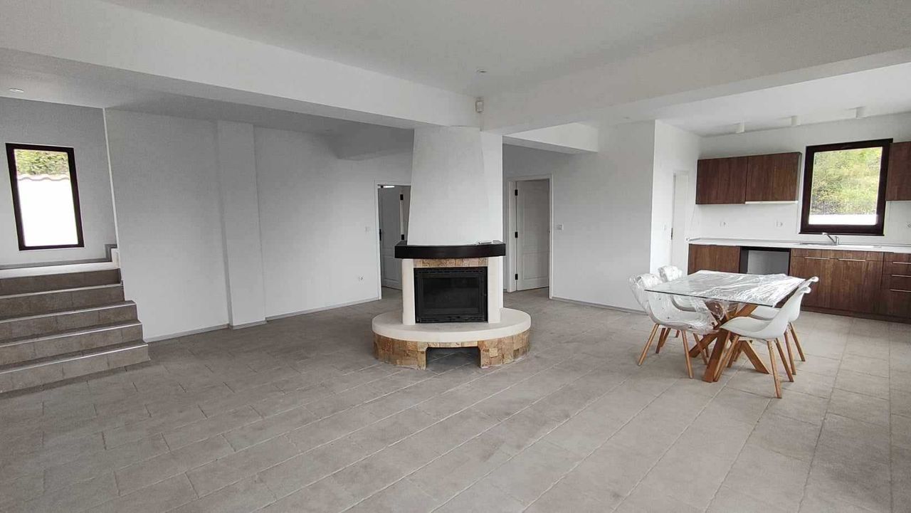Продава се Къща в Балчик - 160 кв.м за 1562 €/кв.м - Снимка #9