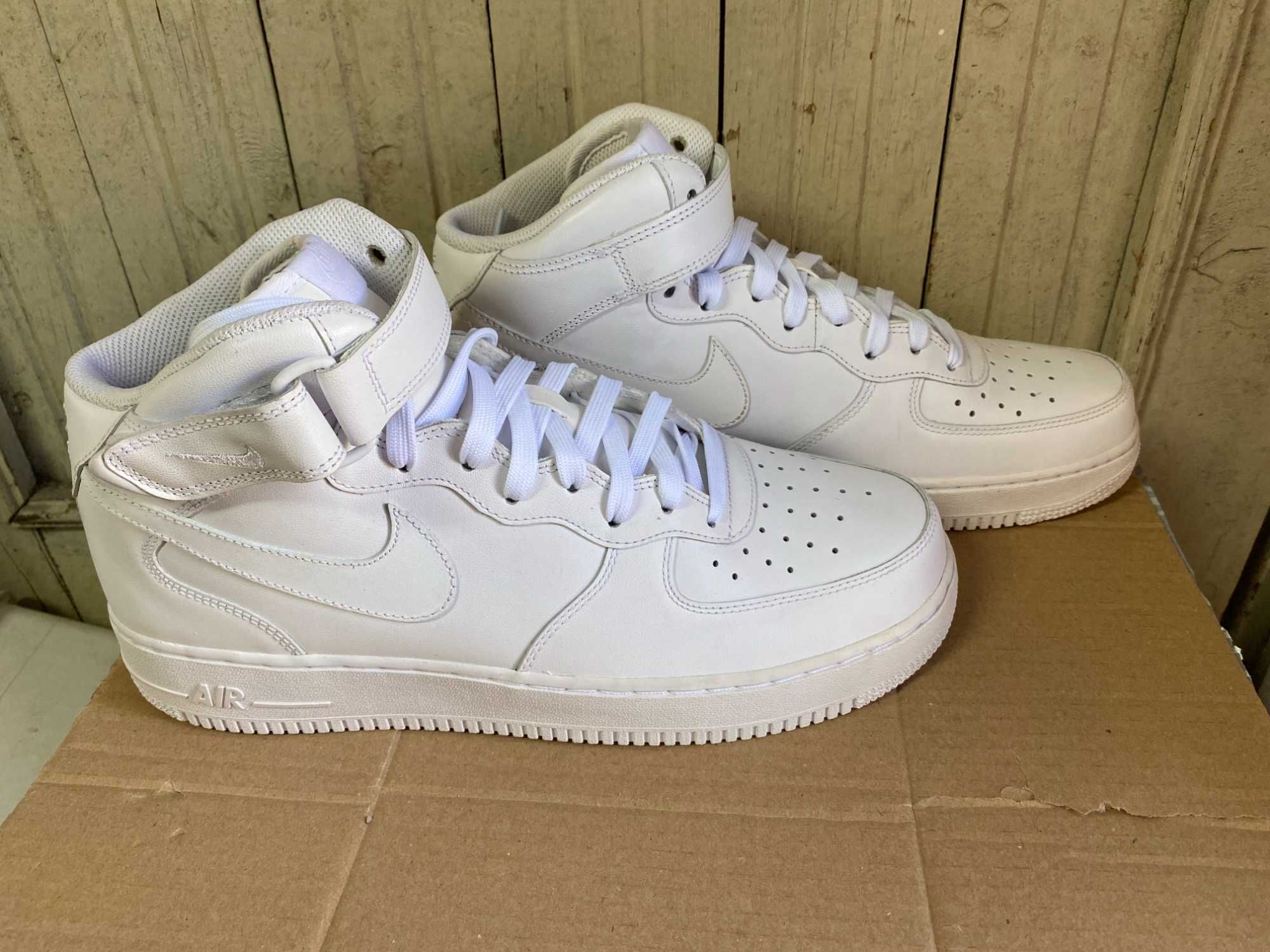 ''Nike Air Force 1 Mid '07 White''оригинални маратонки 45.5 номер