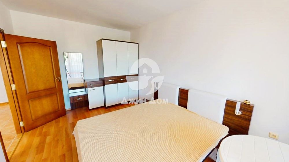 Продава се Тристаен апартамент в к.к. Слънчев бряг - 95000 кв.м за 1 €/кв.м - Снимка #4