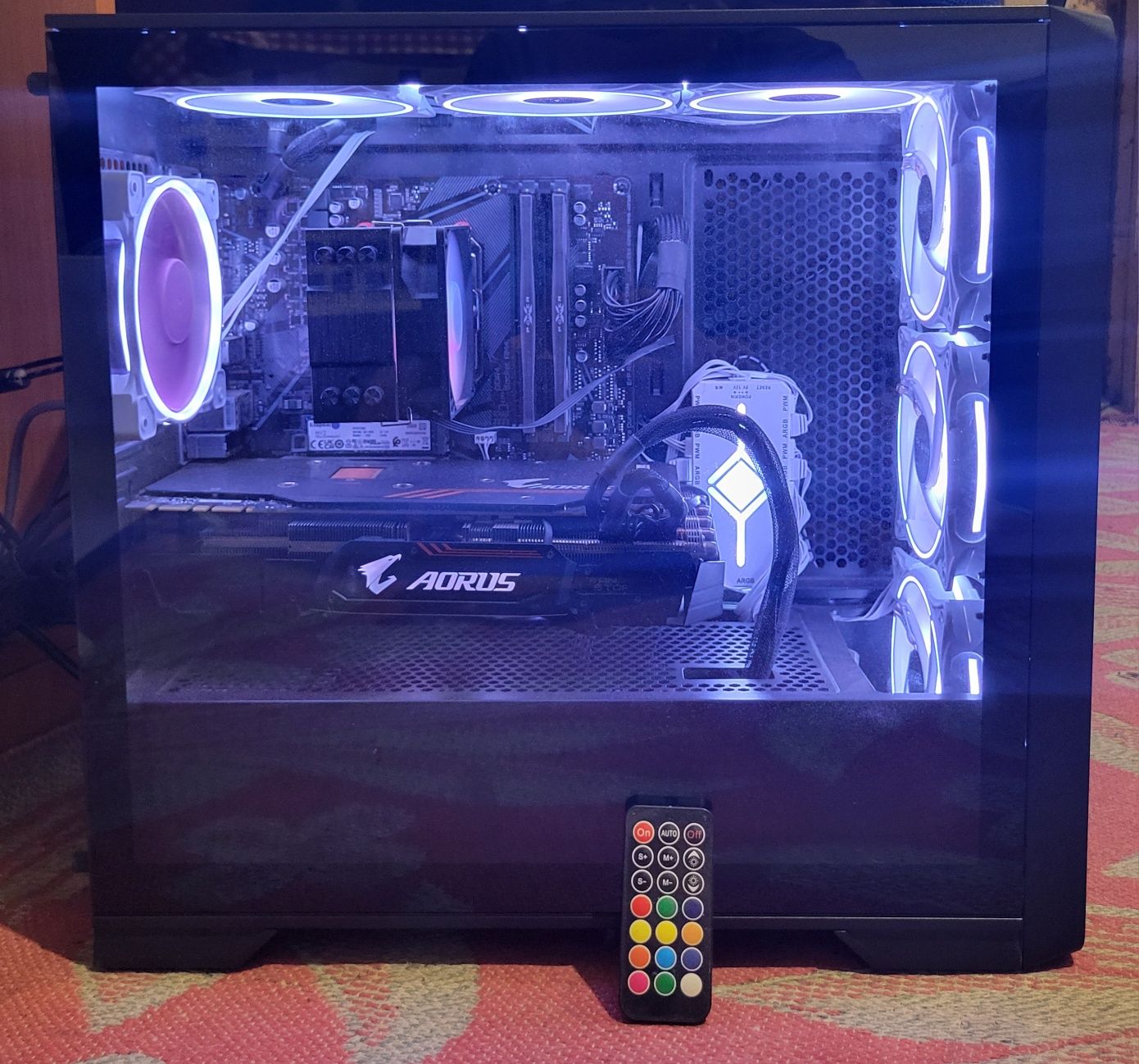 Vand Pc Gaming Ryzen Gtx 1080 Ti ,  ssd M2 , Sursa noua etc