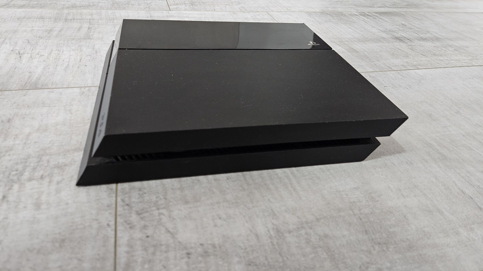 PlayStation 4 original