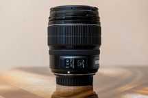 Canon EF-S 15-85mm f/3.5-5.6 IS USM
