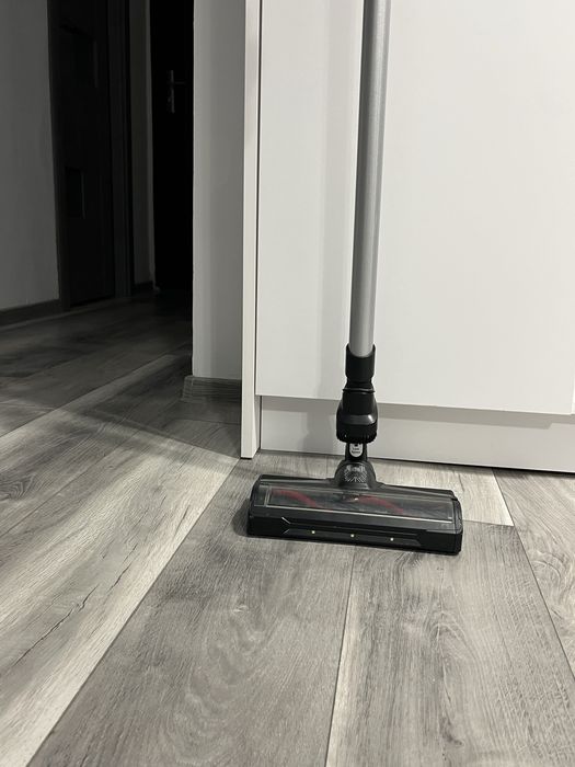 Aspirator de mana fara fir Rowenta x pert 67.0