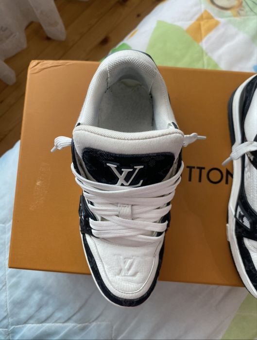 Louis Vuitton Обувки