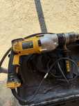 Dewalt diamond drill impecabil , complet cu cutia originala