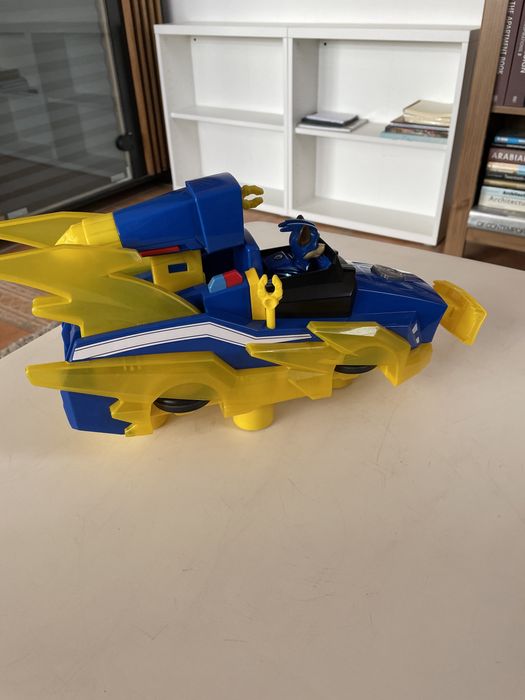 Paw Patrol Charged Up Chase cu masina care se transforma