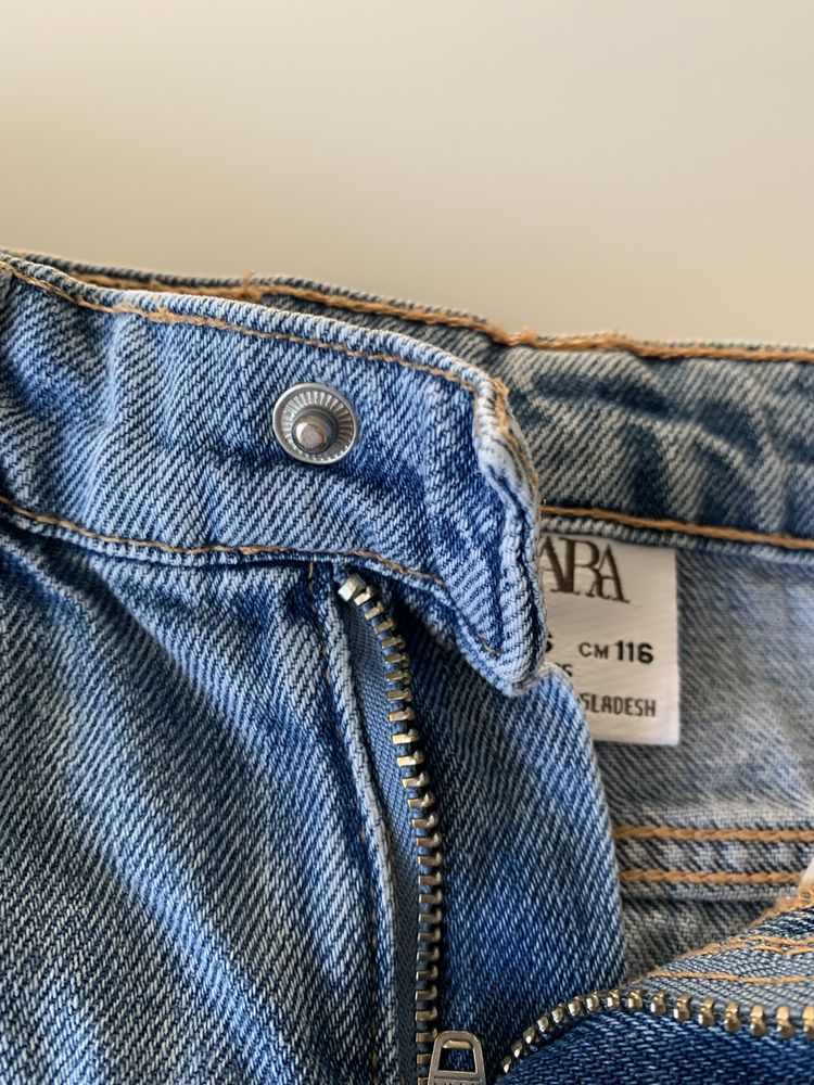 Детски дънки Zara