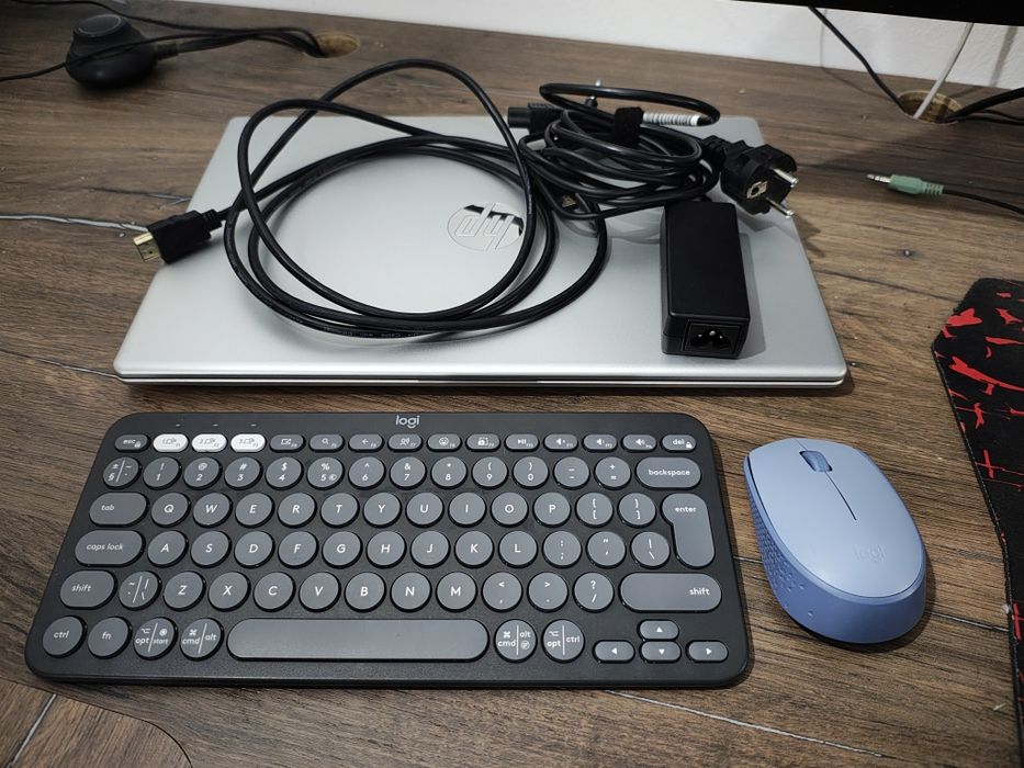 Vând Laptop HP 15-fc0018nq