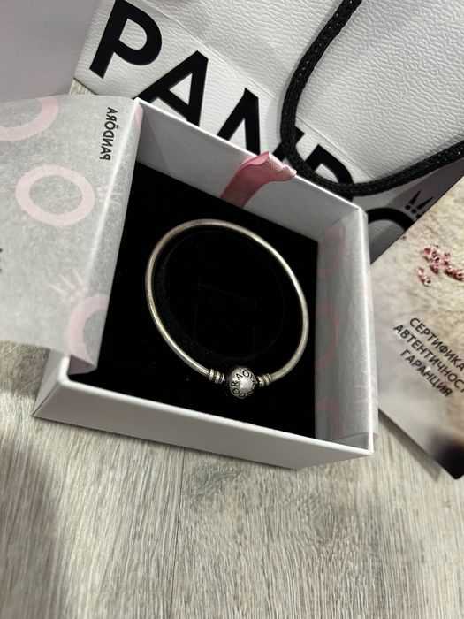 Оригинална Гривна Пандора с кутия и сертификат