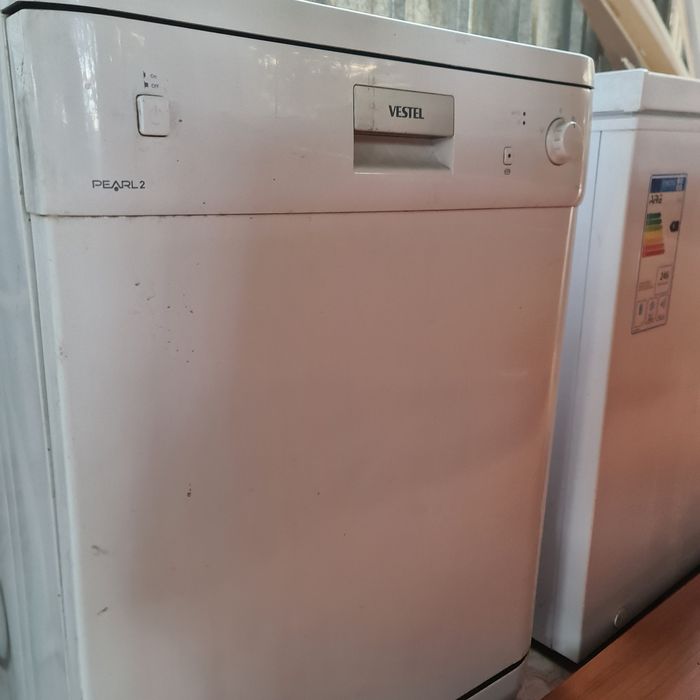 Продаётся посудомоечная машина