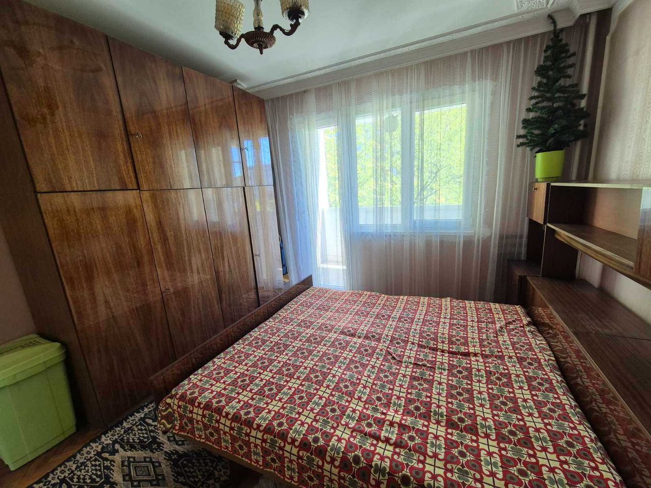 Продава се Четиристаен апартамент в Плевен, Дружба 2 - 85 кв.м за 989 €/кв.м - Снимка #4