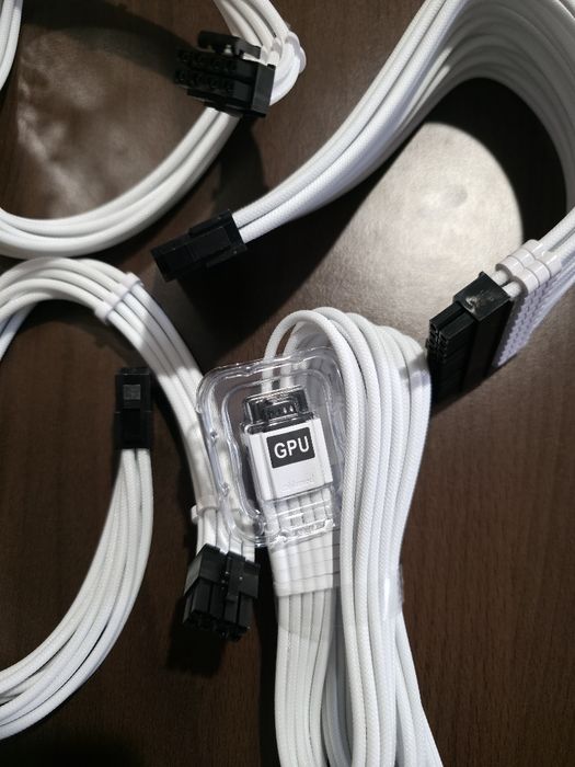 Cabluri extensie CableMod Pro Modmesh 12v-2x6 alb/white