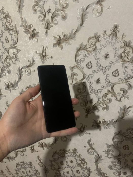 Sotiladi Samsung s20+ 5g