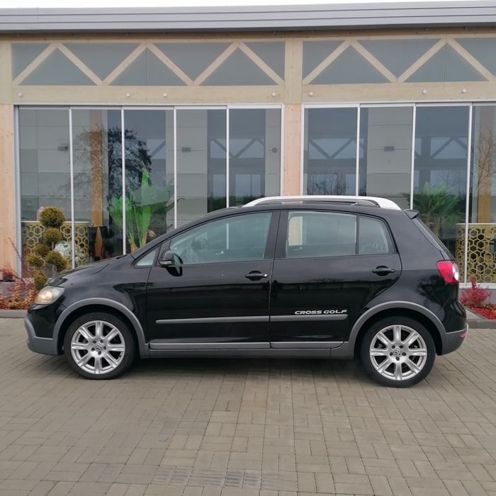 Volkswagen Golf 5 Plus Cross, 1.4 benzina, înmatriculat recent