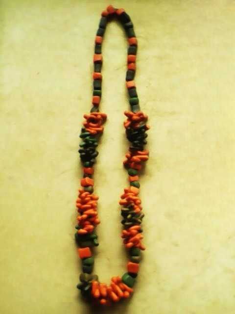 Продавам испански гердан - ръчна изработка