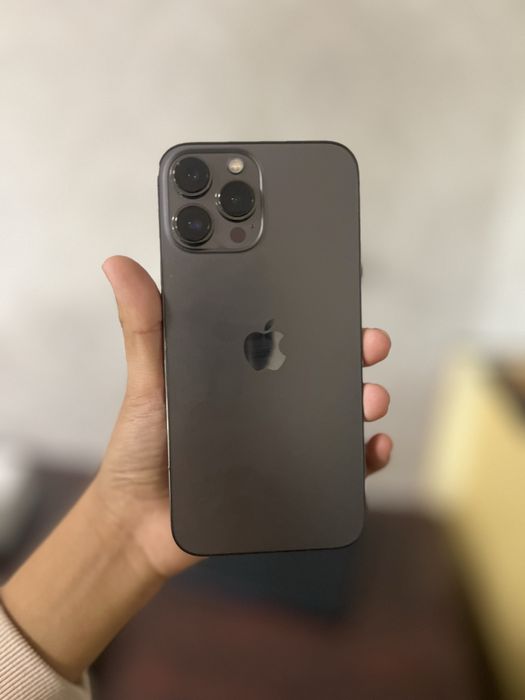 Srochna Ideal holatda iphone 13pro max