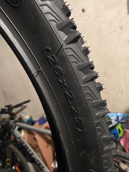 Външна гума за велосипед 26"