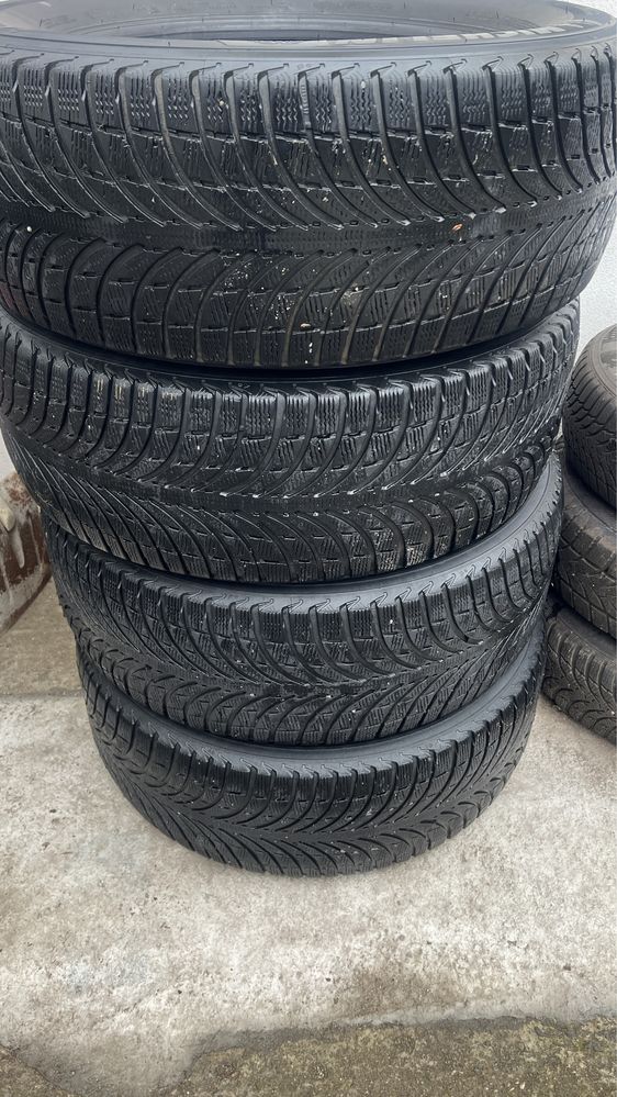 Anvelope 255/60/R18 Michelin M+S