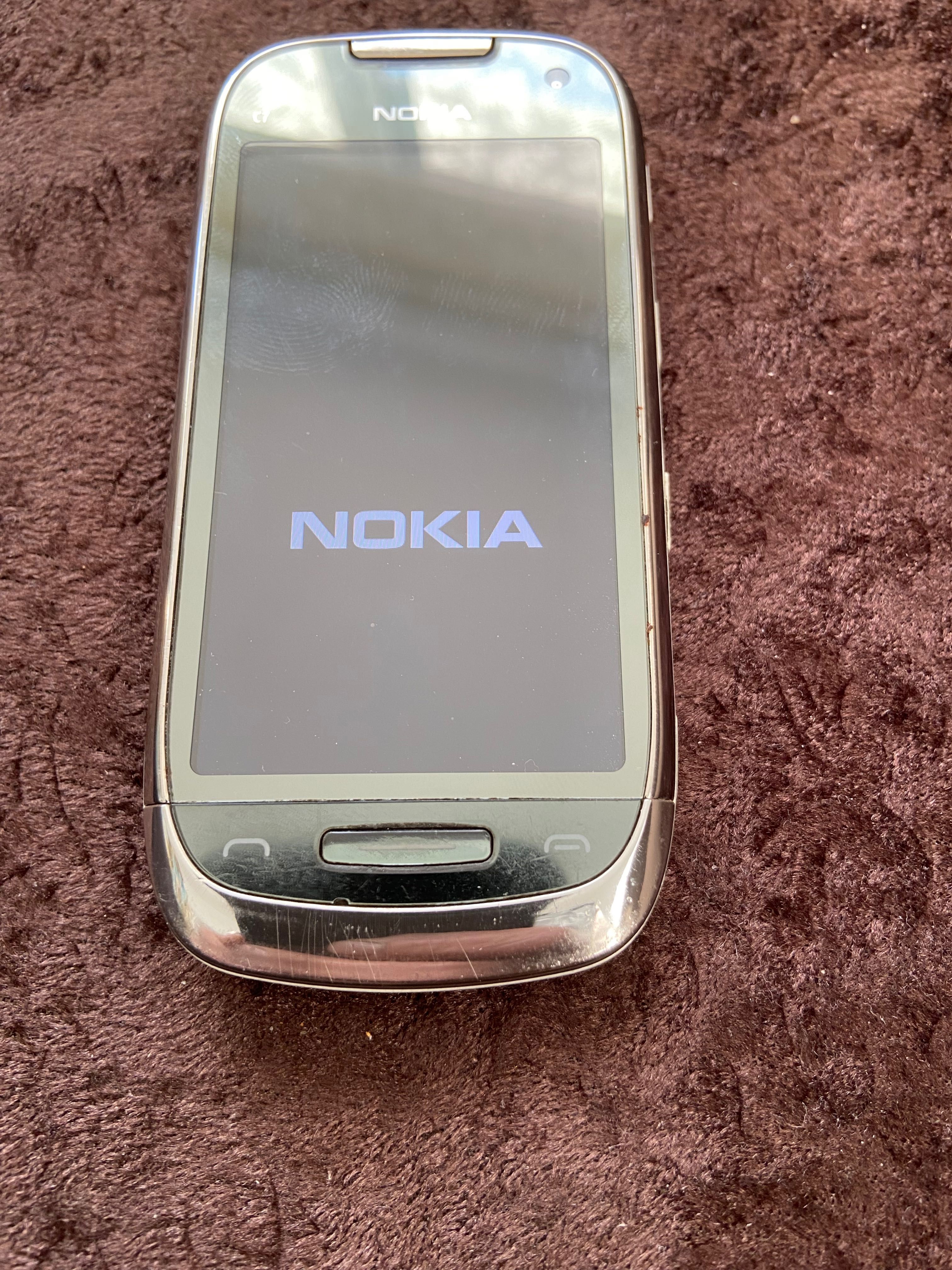 Nokia C7 в много добро състояние