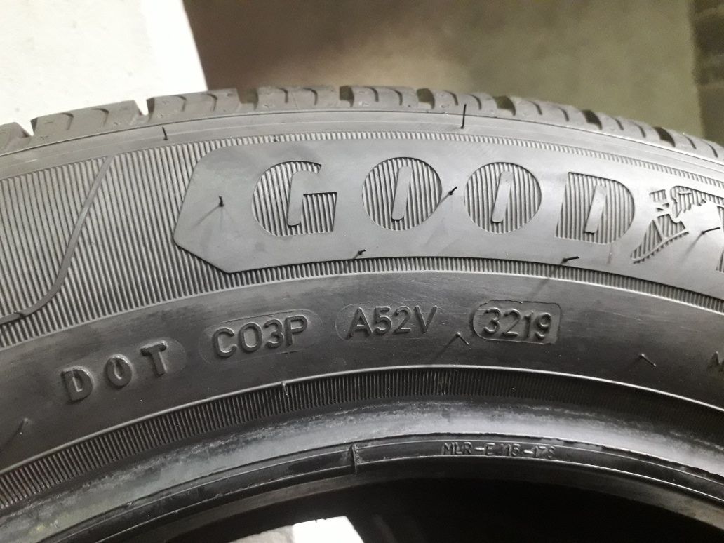 Нови Goodyear 215/60/17c-4бр