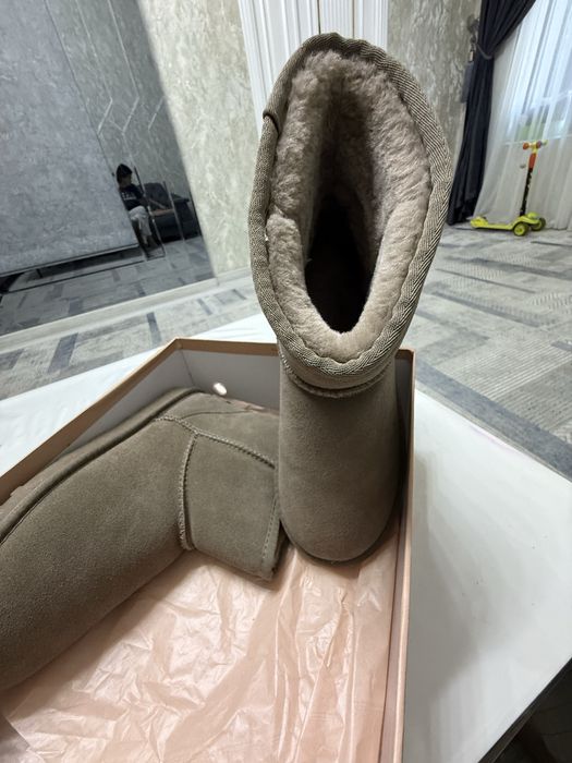 УГГИ продаются новые причина продажи не подошел размер