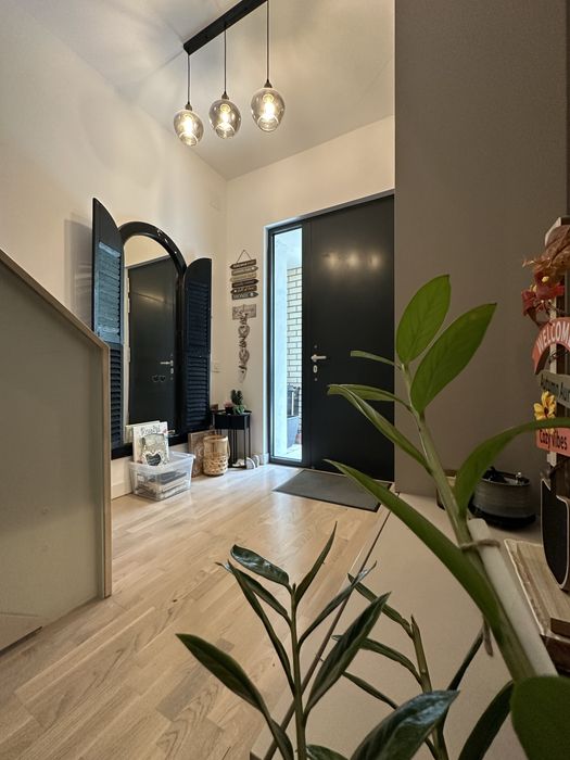 Casa Vila Townhouse blvd Pipera 6 camere 4 bai 2 locuri de parcare