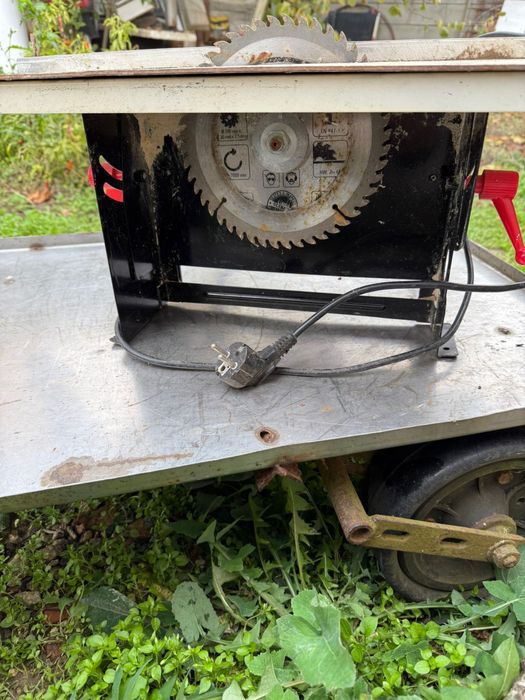 Малък циркуляр.   .