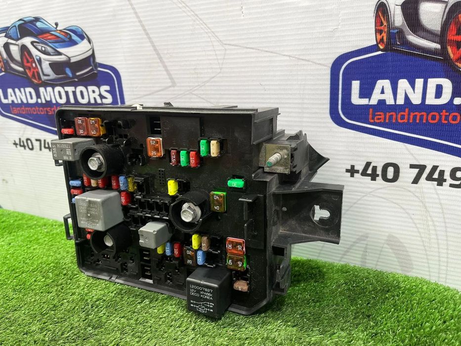 TABLOU PANOU SIGURANTE OPEL CORSA E 1.3 DIESEL 2016 COD OEM 39068007 39068007CP6 2014-2019