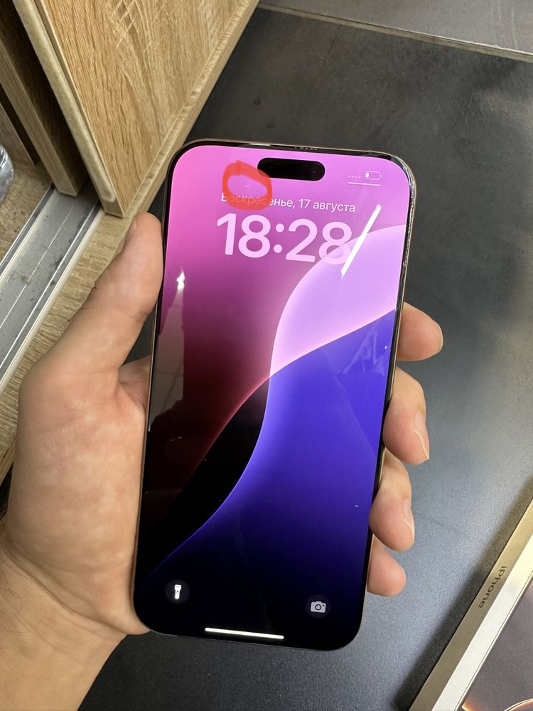 Продаетсая iphone 16 макс 256 ГБ