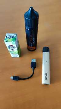 Tigara Electronica REVO Gold Kit Vape 300 Puffs 1.8ml Capacitate