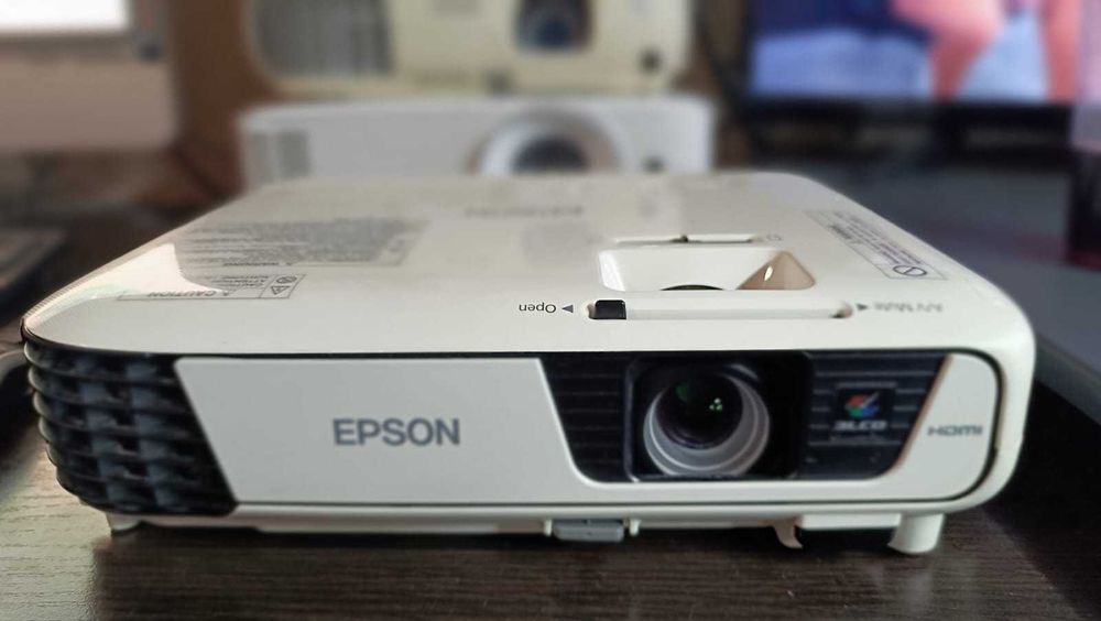 Продам проектор под любые задачи