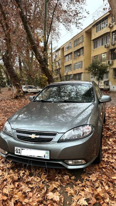 Автомобиль Gentra автомат