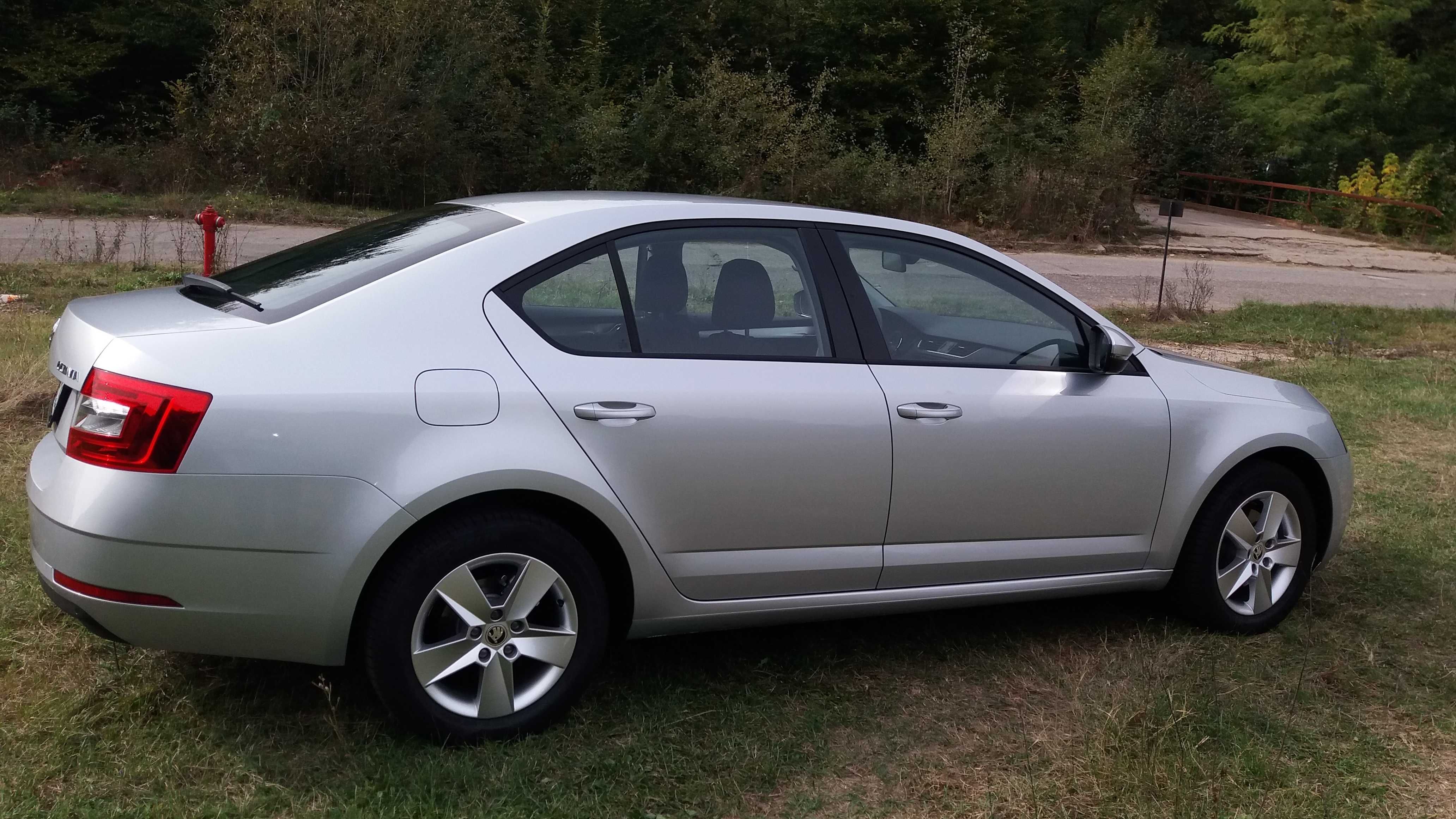 Vand Skoda Octavia 1.0 TSI, 2019, benzina, 82500 km, 13950 euro neg