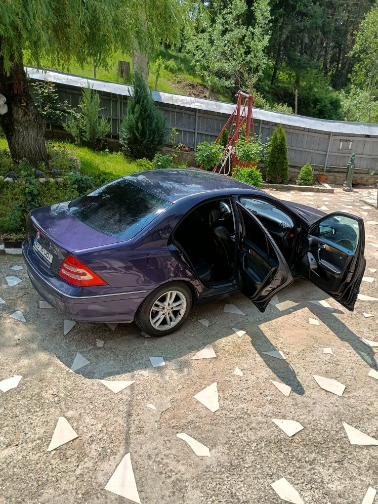 Mercedes C - Class Original Avantgarde CITIȚI ANUNȚUL!