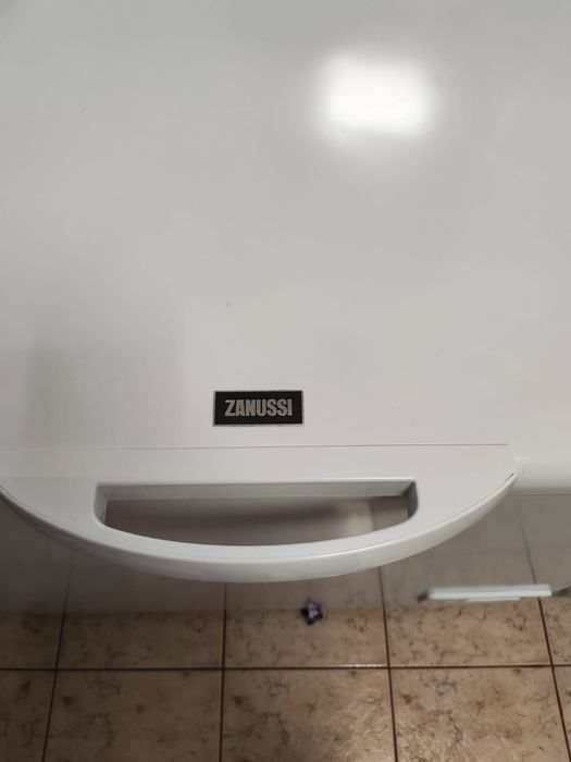 Ladă frigorifică Zanussi.
