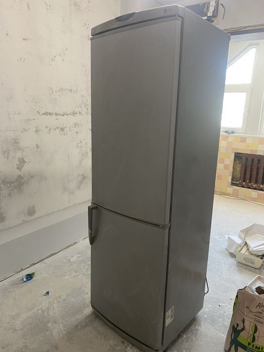 Продаю холодильник lg в рабочем состоянии