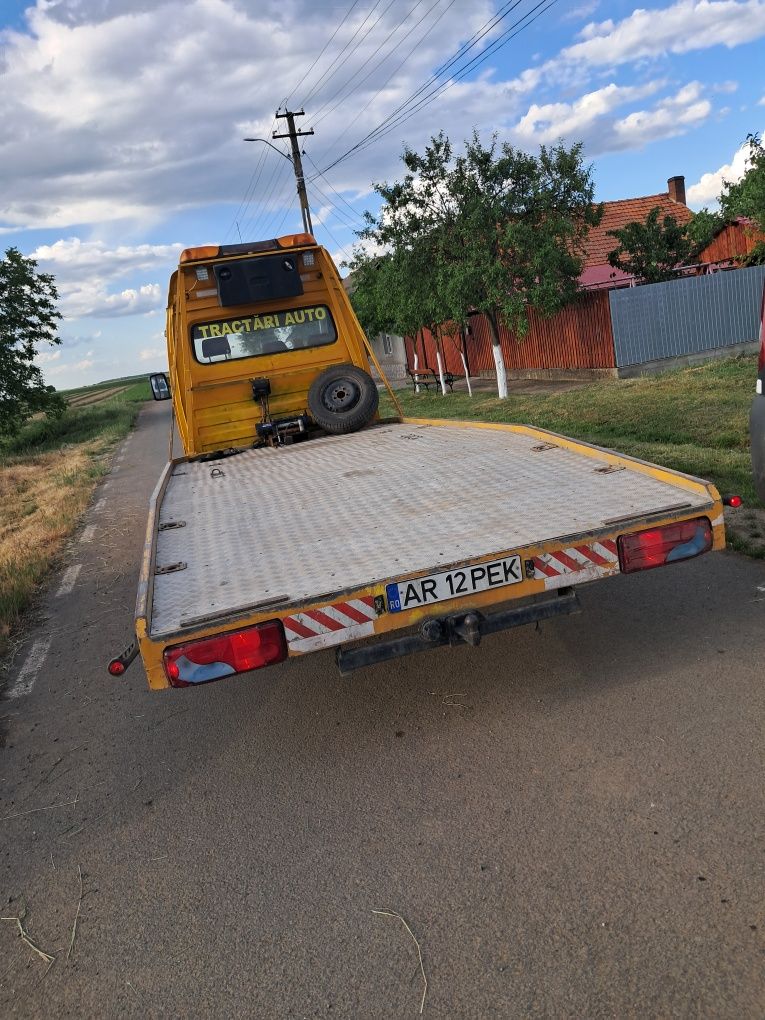 Vând Autoplatforma vw Lt 35