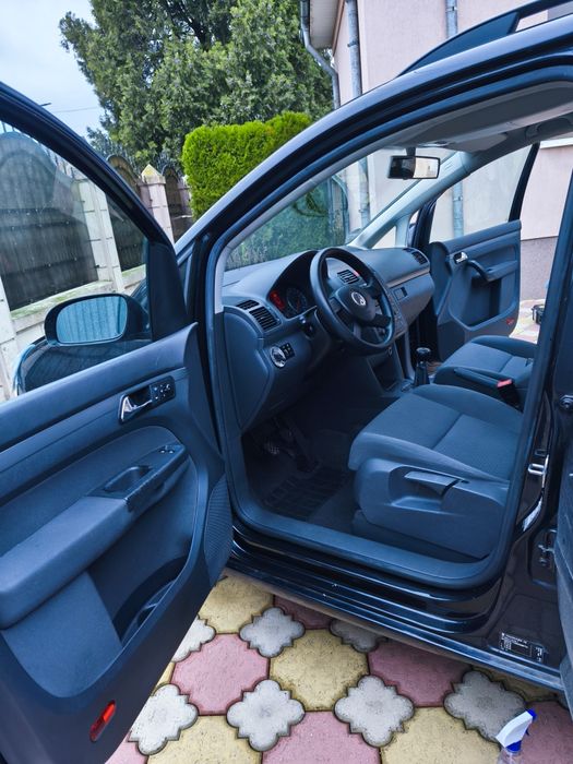 Vand  VW Touran 1.9 TDI 6+1 Trepte 2006
