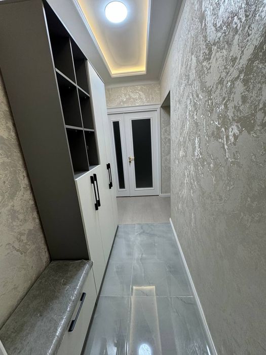 Юнусобод 10кв 2/1/5 Сотилади