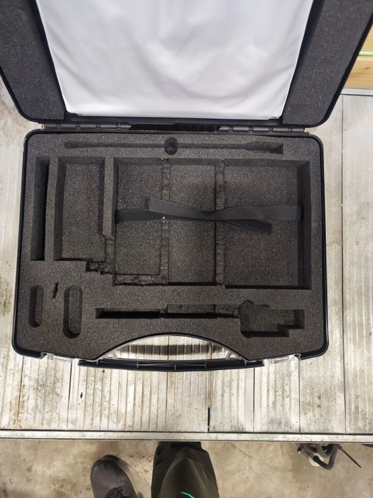 Cutie Leica Disto , valiza transport telemetru laser etc