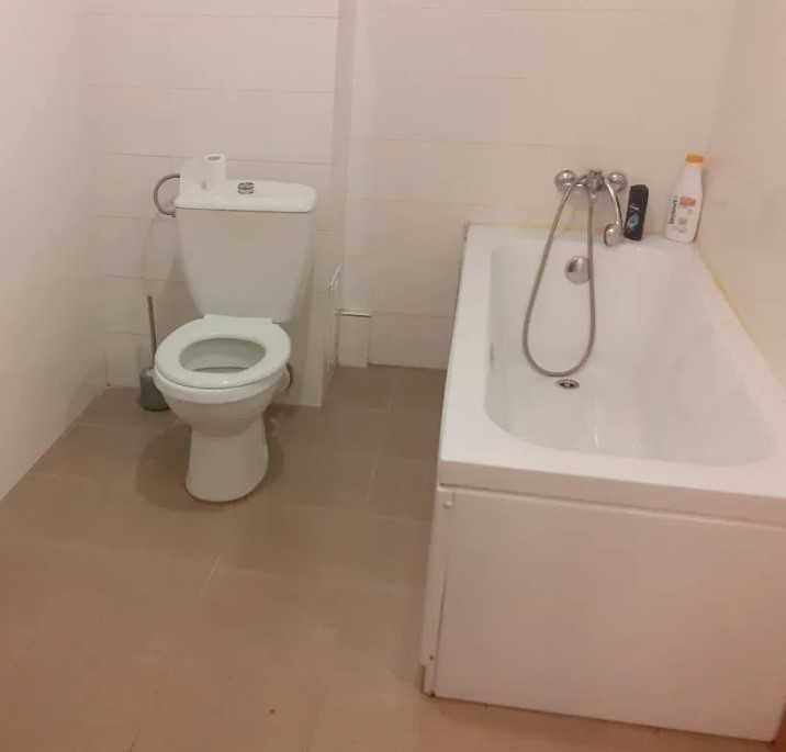 Дава се под наем Тристаен апартамент в Пловдив, Централна гара - 74 кв.м за 249.9 € - Снимка #4