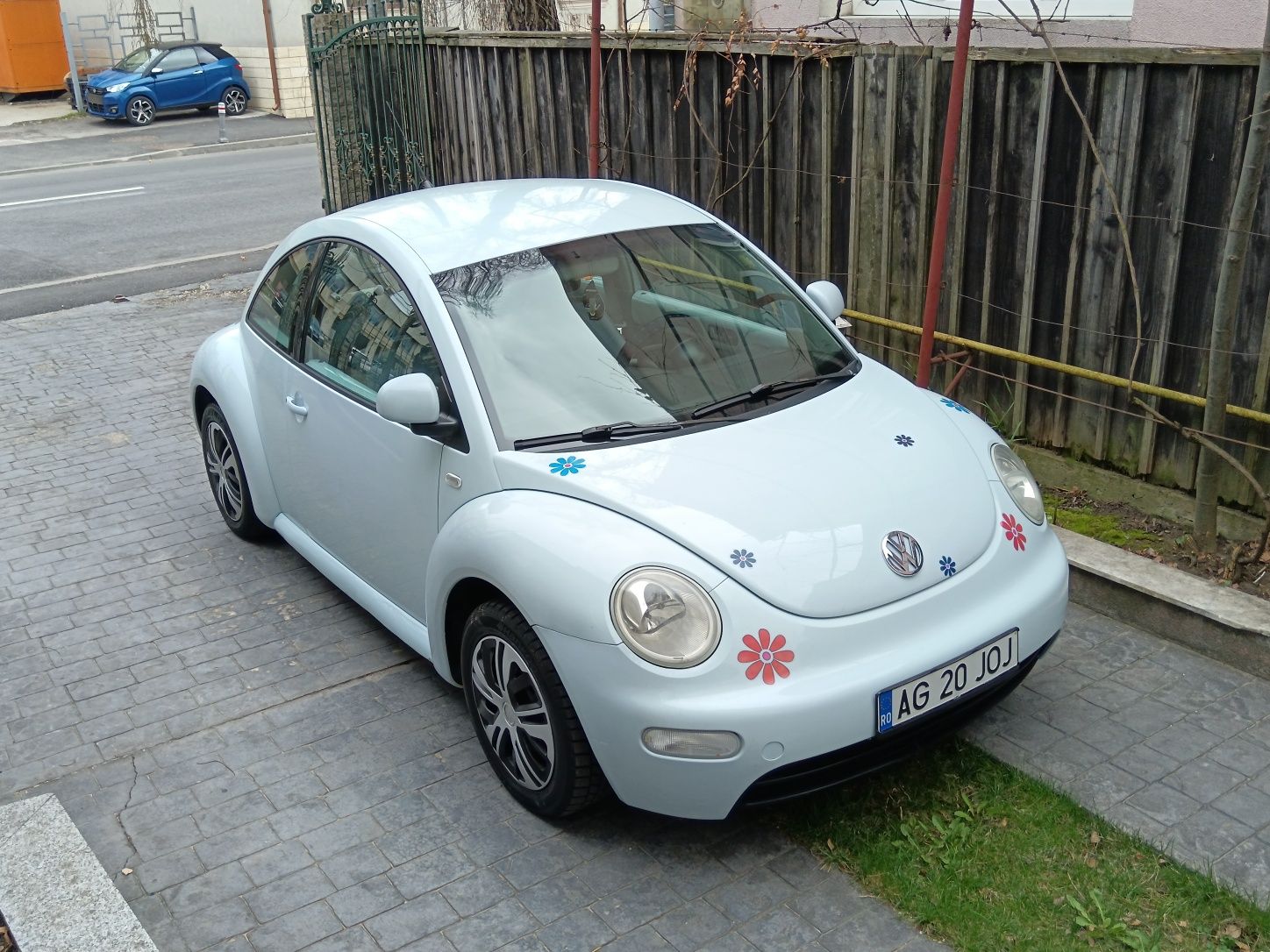 VW New Beetle , proprietar in acte  , aer conditionat funcțional