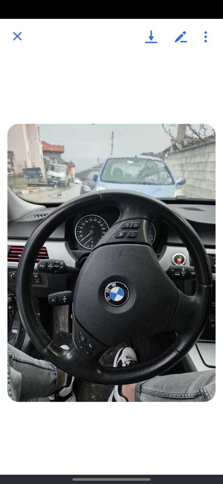 Продавам е90 320