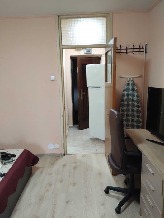 Închiriez Garsonieră Mobilată Utilată