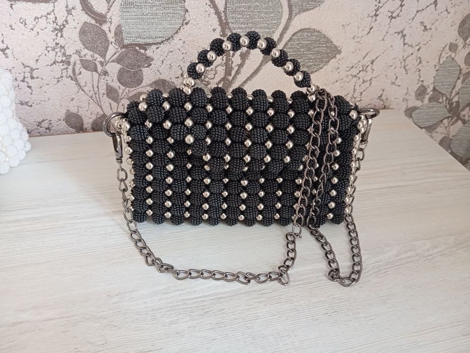 Сумка черная из бусин