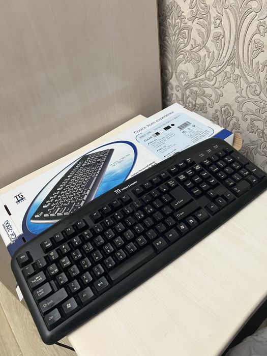 Клавиатура с корейской и английской раскладкой