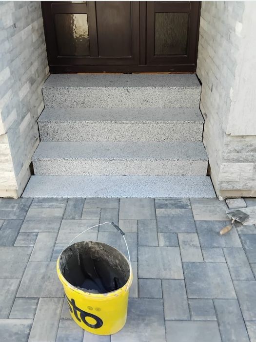 Amenajări interioare/exterioare